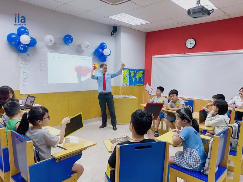 Có nên cho con học tiếng Anh ở ILA (2)